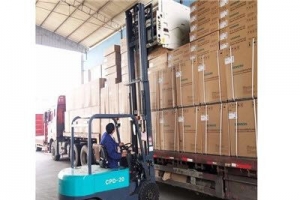倉儲電動叉車廠家提醒駕駛電動叉車要注意哪些細節問題？