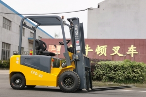 電動叉車和電動牽引車直流串勵電動機的啟動控制