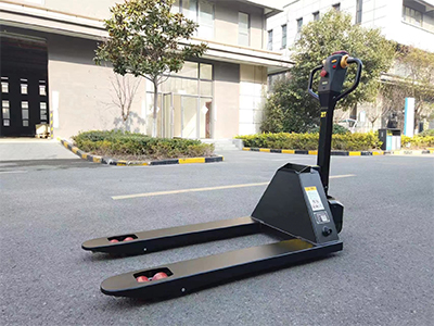 庫(kù)叉叉車