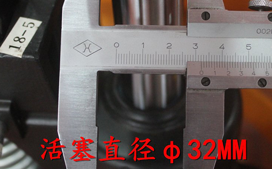 電動叉車油缸