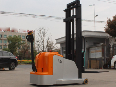 步行式堆高車產品
