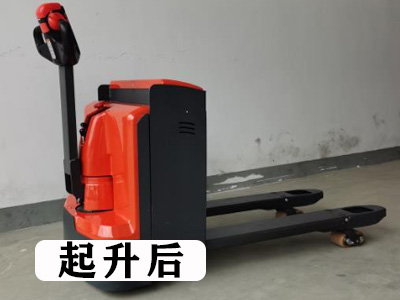 倉(cāng)儲(chǔ)用搬運(yùn)車(chē)